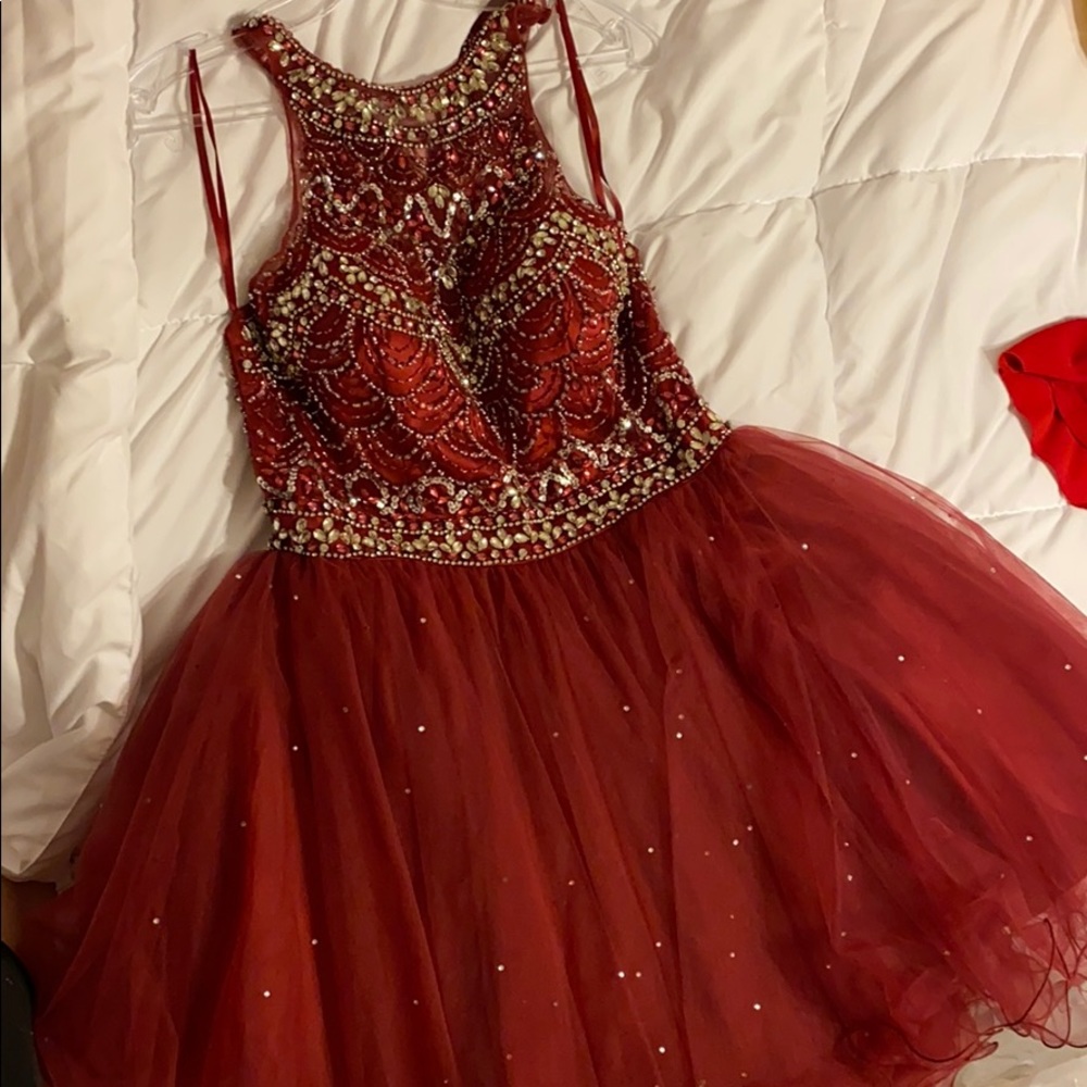 Burgundy prom dress